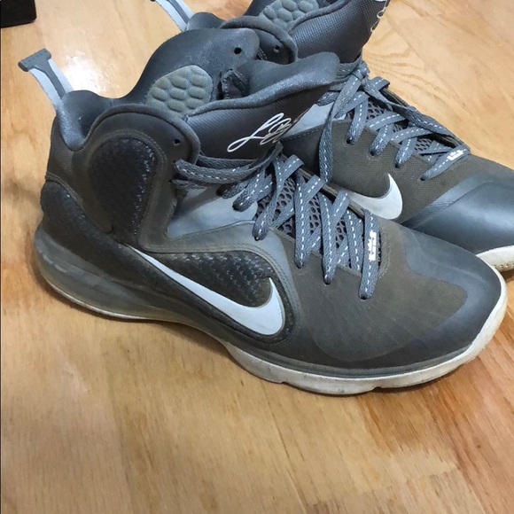 Lebron 9 - Picture 2 of 4